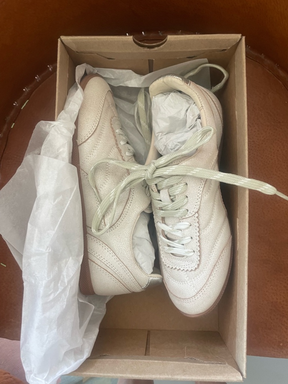 Brand New Dolce Vita Women's Off- White Leather Sneakers